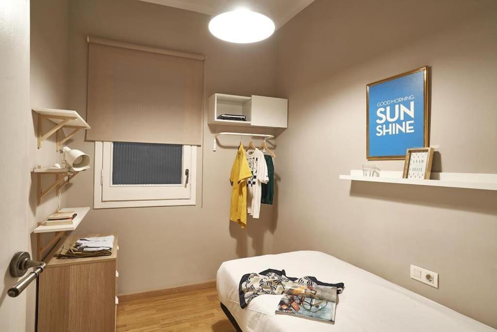 Magnificent 4 Bedroom Apartment In Eixample Barcelona Ngoại thất bức ảnh