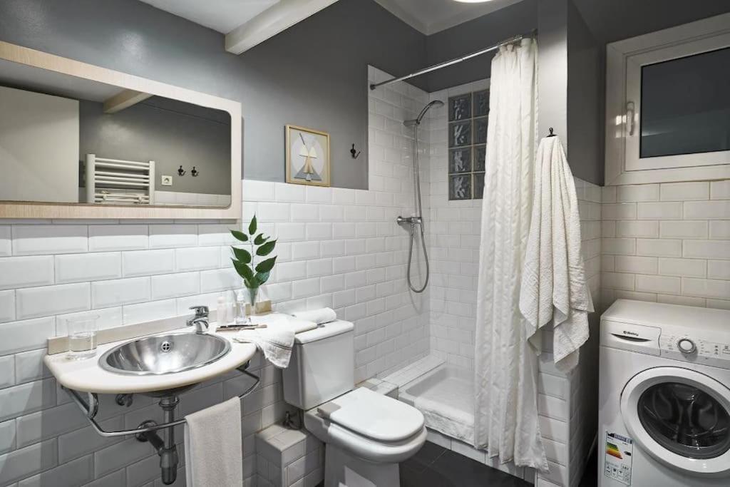 Magnificent 4 Bedroom Apartment In Eixample Barcelona Ngoại thất bức ảnh